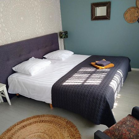 Bed & Brasserie Het Kosthuys Sint-Maartensdijk Luaran gambar