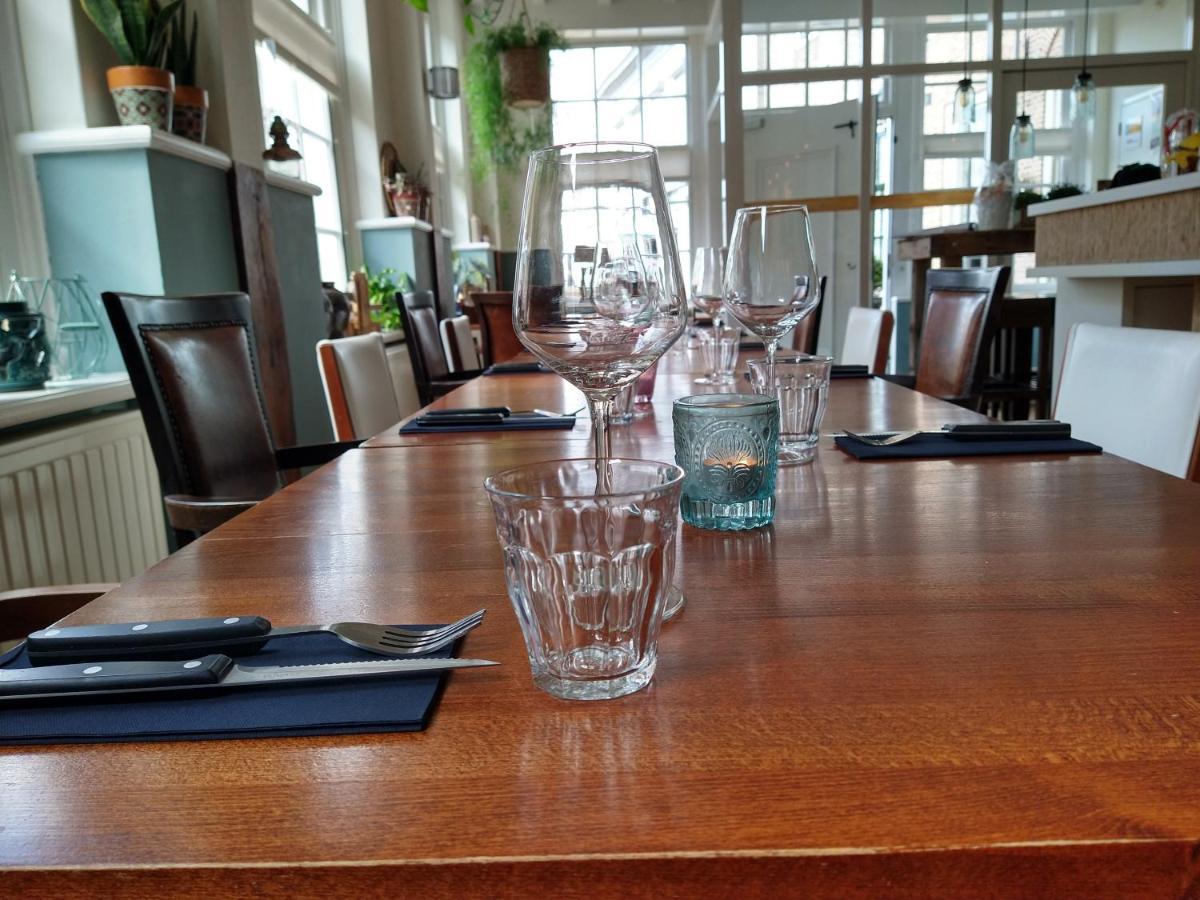 Bed & Brasserie Het Kosthuys Sint-Maartensdijk Luaran gambar
